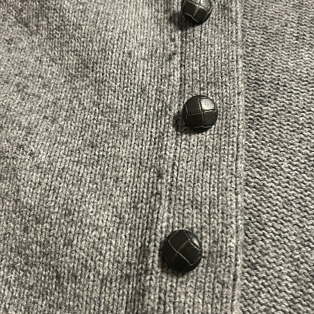 Old Navy men’s gray and white shawl collar cardigan size L - Picture 6 of 7
